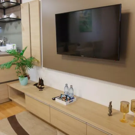 Presecan One With View Apartment *